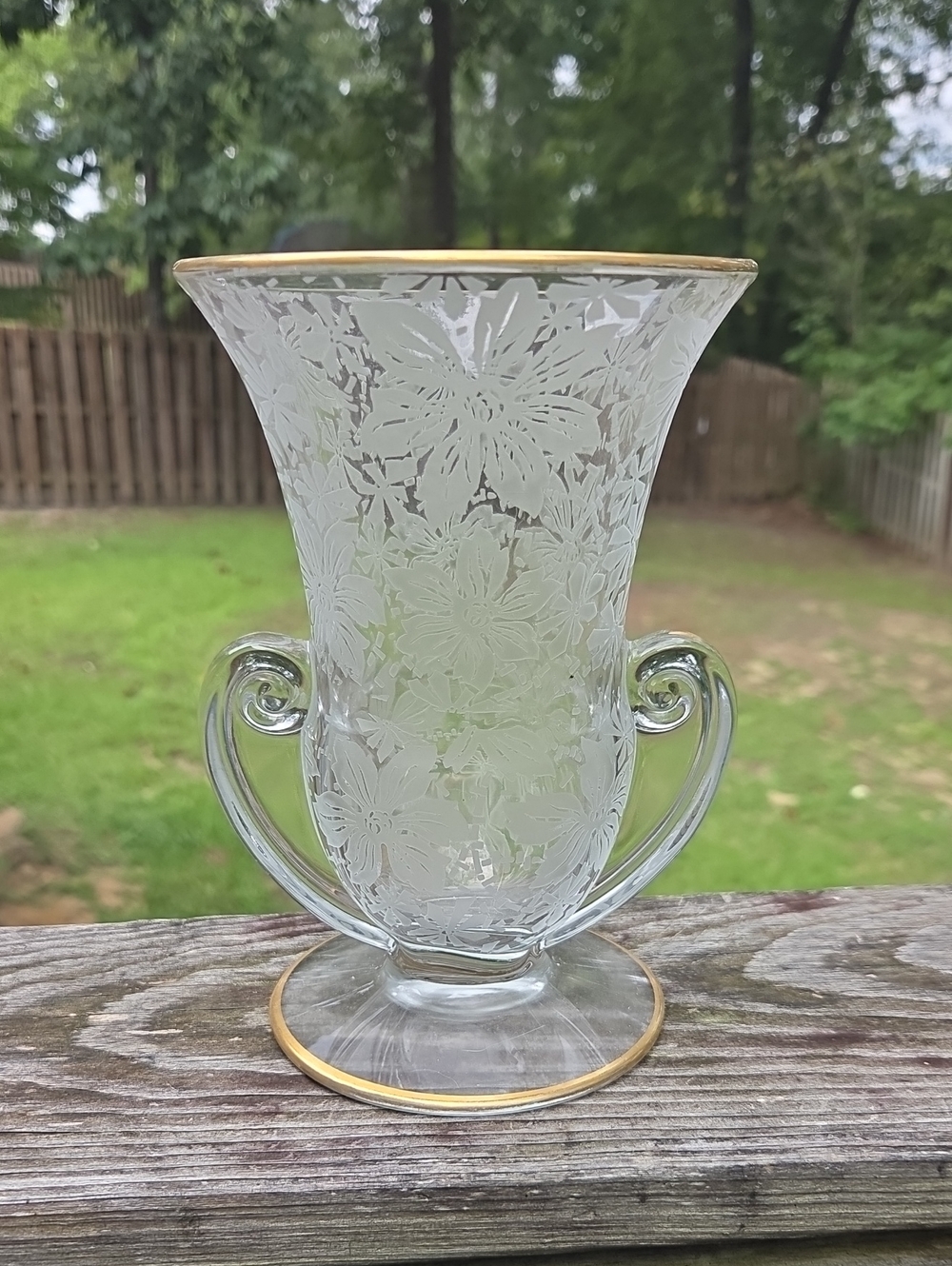 Elegant Clear Glass Etched Floral Vase with Gold Trim